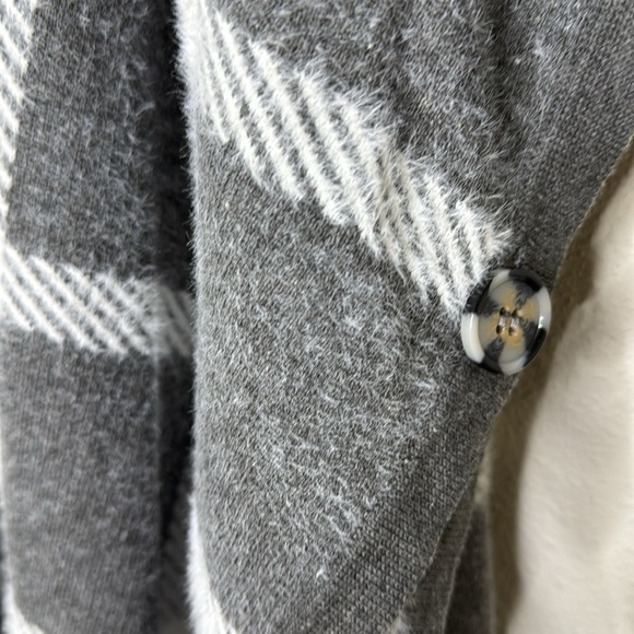Lysse Tribeca Hooded Sweater Poncho Gray and White Plaid Open Cardigan - Picture 6 of 8